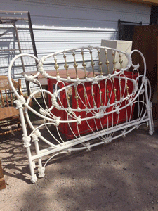 Bedroom furniture for sale in Las Cruces